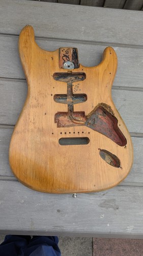 Genuine 70s fender - ,