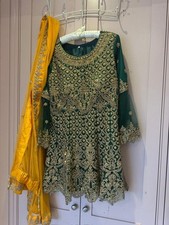 Asian Indian Wedding Party Women's Green Beaded Tunic and gold wrap.  Worn once
