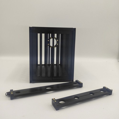 Wooden soldier cage - 1/6/12,