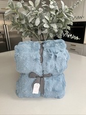 Cozee Home Textured Faux Fur