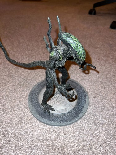 Mcfarlane toys avp grid - avp,