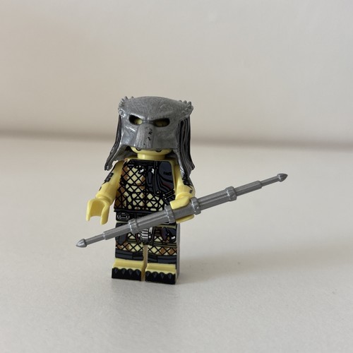 Predator custom lego cartoon - lego,