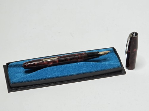 Conway stewart fountain - fountain, pen