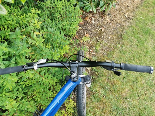 Kona shred and raleigh at20 - raleigh,