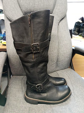 Earth USA black leather knee high zip boots size 7.5