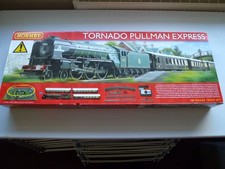 HORNBY R1169 TORNADO PULLMAN EXPRESS SET - DCC READY