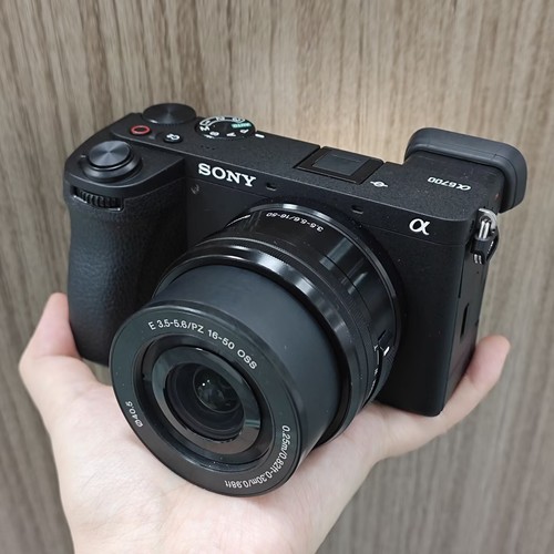 New sony alpha a6700 - 90%new,