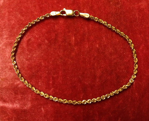 Pretty 14k solid yellow gold - 14k,