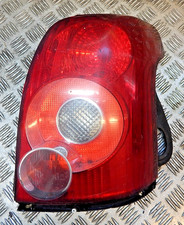 GENUINE 2003-09 TOYOTA AVENSIS ESTATE MK2 OSR DRIVER RIGHT SIDE REAR LIGHT /LAMP