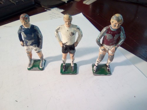 Keymen lead footballers joblot - lead,