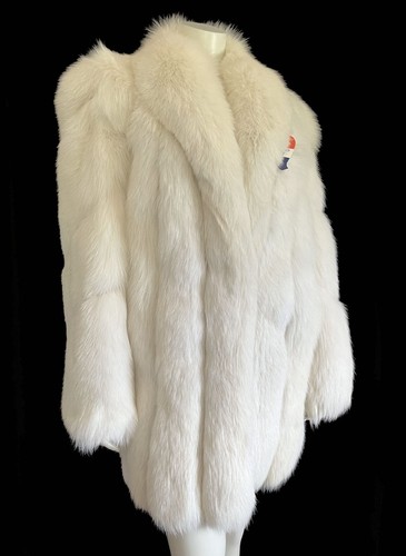 Saga arctic fox fur - arctic,
