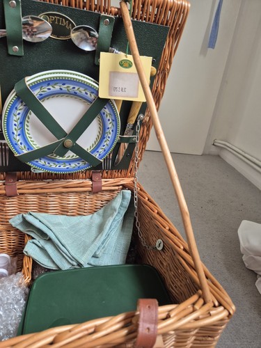 Wicker picnic basket set for - basket,