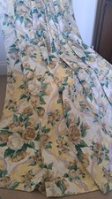 Dorma pair painters bouquet - of,