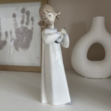 Lladro 7 3/4" Figurine  Little