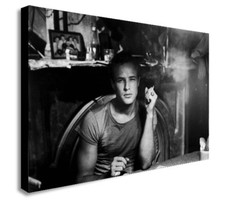 MARLON BRANDO SMOKING - BLACK