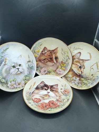 Royal kendal decorative cat - royal,