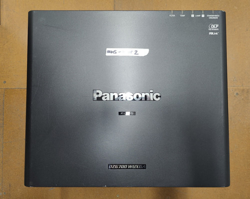 Panasonic dz6700 6000 lumen - 6000,