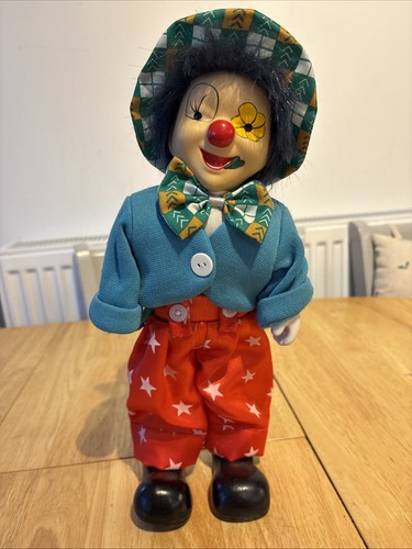 Vintage musical clown wind - vintage, wind-up