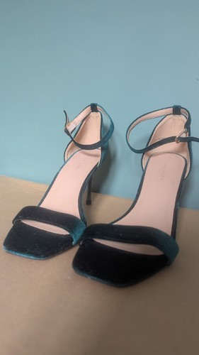 New look emerald - look,