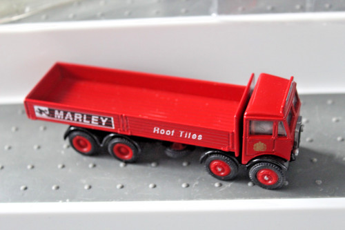 Exclusive first editions 76 - editions, 1/76