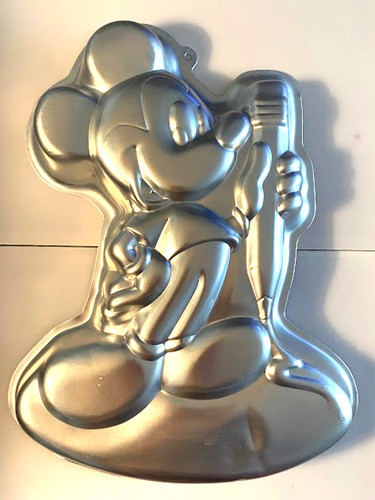 Mickey mouse cake trays - 2,