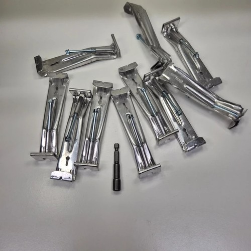 Style gutter hangers - 10,