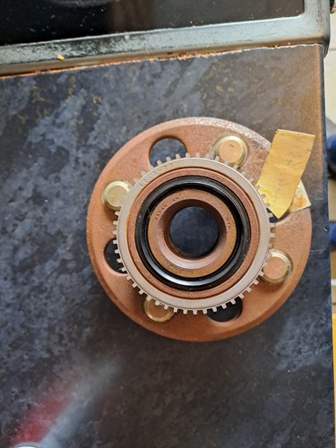 Genuine honda rear hub crx - genuine,