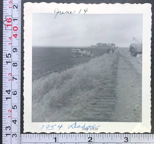 1957 car accident - accident, scene