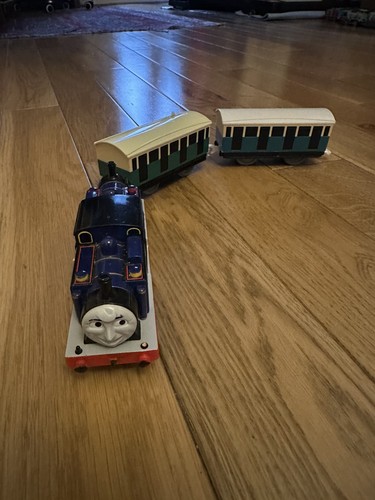 Trackmaster tomy battery - tomy,