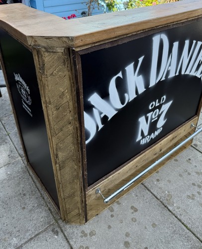 Jack daniel bar - jack,