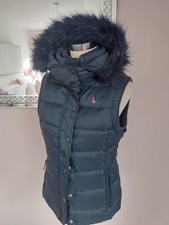 JACK WILLS NAVY GILET WAISTCOAT SIZE 10/12 WITH DETACHABLE FUR TRIM HOOD IN VGC