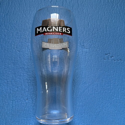 Magners irish cider - pint, glass
