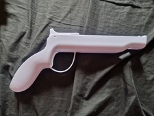 Gun Attachment for Nintendo Wii White Unbranded