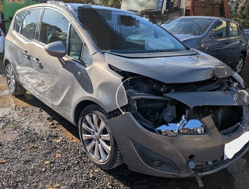 Vauxhall meriva driver wing - vauxhall,