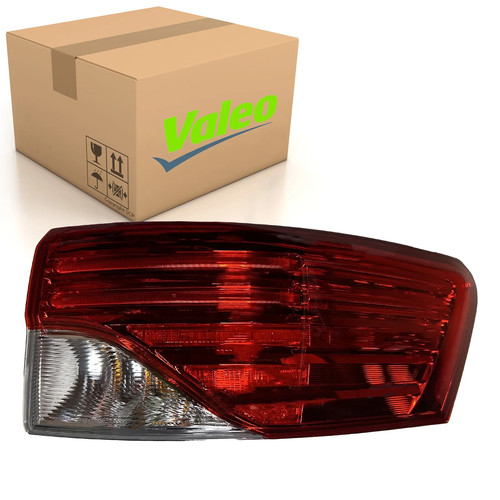 Avensis rear right outer - outer, light