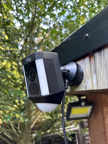 Ring spotlight cam - cam, wired