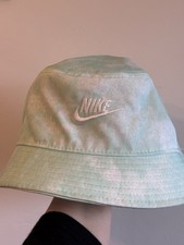 Nike Sportswear Tie-Dye Bucket