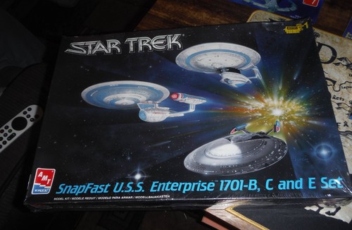 Vintage star trek enterprise - star,