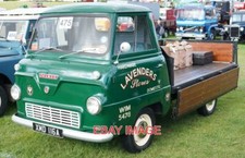 PHOTO  PHOTOS-TRUCKS VAN