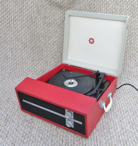 Superb red fidelity hf45 - red,