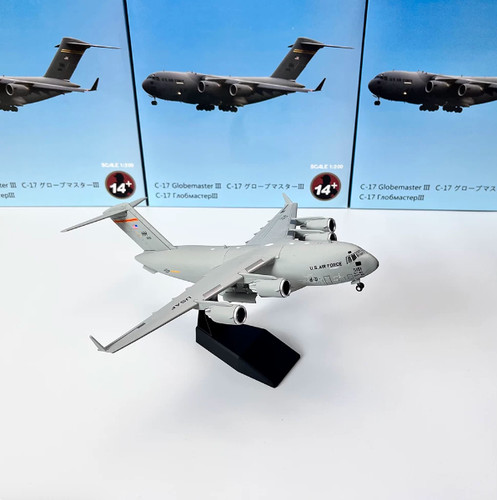 200 17 transport plane - 200, us