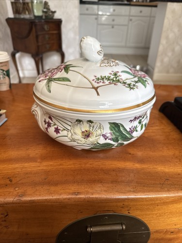Spode stafford flowers - stafford, nepeta
