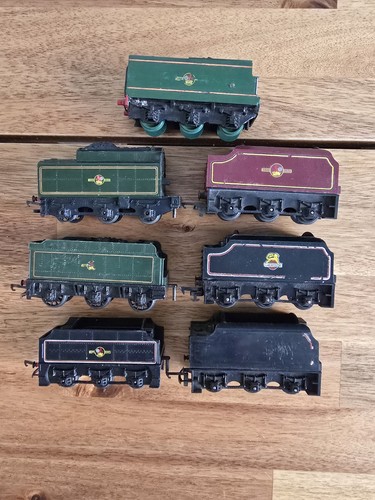 Group triang hornby - group,