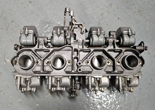 Suzuki gs1000 carbs - suzuki,