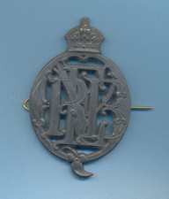 EDINBURGH RIFLE VOLUNTEERS.BRASS ARMY CAP BADGE