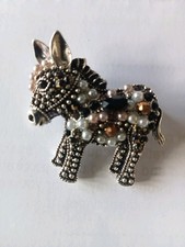 Donkey Brooch Silver Tone Vintage Inspired Jewellery Cute Rhinestone 