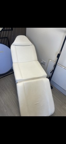 White faux leather massage - white,