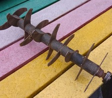 QUALCAST ELECTRIC LAWN RAKE
