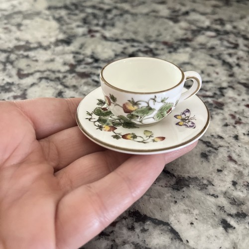 Discontinued coalport - discontinued,