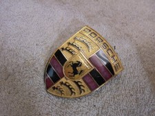 Porsche 986 Boxster Gold Colour Bonnet Badge 99355921100 T808VVW